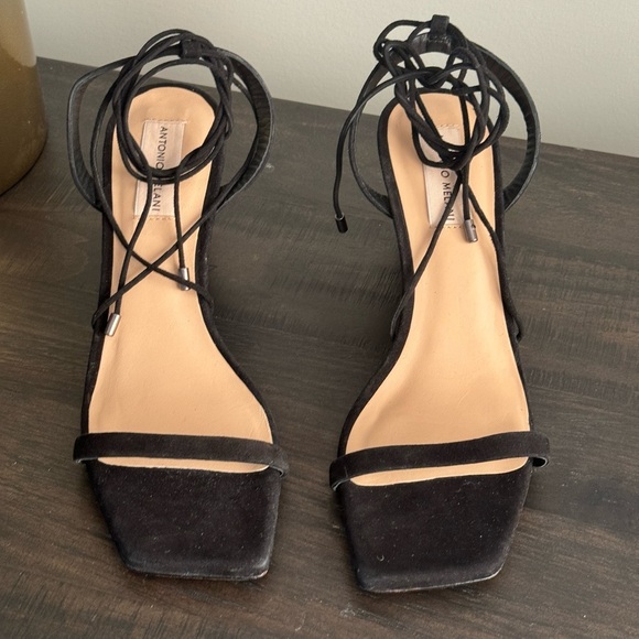 Antonio Melani Black Suede Maryamm Ankle Wrap Wedge Heels Sandals Size 8.5 NEW - Picture 2 of 7